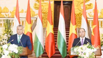 Thủ tướng Việt Nam và Hungary gặp gỡ báo chí