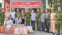 Công an tỉnh Bạc Liêu học tập và làm theo Bác