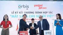 Vietjet đồng hành cùng bệnh viện bay trên không mang “Mắt sáng cho người dân”