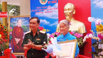 Họa sĩ Đặng Ái Việt: Nét cọ tạc những tượng đài thời gian…