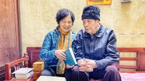  “Vườn thơ” xanh của một nữ thi sĩ, y sĩ Công an