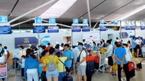 Khách bay nội địa dần phục hồi, quốc tế vẫn giảm gần 99%
