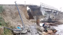 Cần sớm sửa chữa cầu Khe Chai nối 3 xã biên giới