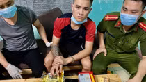 Mua bán trái phép chất ma tuý, chống lại lực lượng Công an khi bị vây bắt
