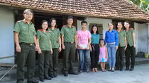 Xót thương gia cảnh em học sinh nghèo bươn chải trước ngày nhập học