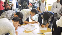 Trường đại học “chạy đua” xét tuyển học bạ