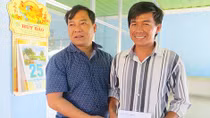 Ngành giao thông Gia Lai thăm “tay lái vàng” Phan Ngọc Đắc