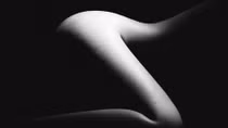 Ảnh nude nghệ thuật sẽ không còn là “vùng cấm”?