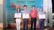Hành trình “Tuổi trẻ vì biển đảo quê hương năm 2018”