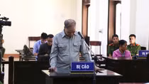 8 năm tù cho cựu Hiệu trưởng dâm ô nhiều học sinh