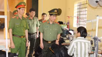 Thứ trưởng Nguyễn Văn Sơn kiểm tra công tác tại Trại giam Xuân Nguyên