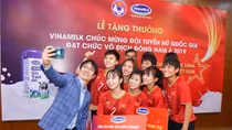 Vinamilk tặng thưởng đội tuyển bóng đá nữ vô địch Đông Nam Á