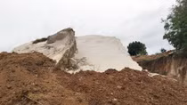 Liều lĩnh mua thuốc nổ về phá đá ngay gần khu dân cư