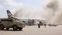 Yemen: Ai đứng sau vụ tấn công sân bay Aden?