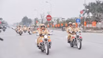 Ra quân thực hiện cao điểm đảm bảo trật tự an toàn giao thông