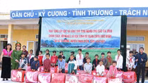 Công an các địa phương triển khai nhiều hoạt động tình nghĩa