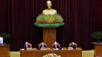 Khai mạc Hội nghị Trung ương lần thứ 12