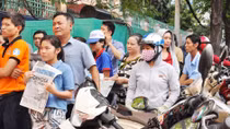 Dấu lặng giữa mùa thi