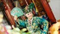 NSND Lan Hương: Bay qua làn nước mát