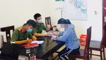 Xử lý 2 phụ nữ đăng thông tin sai liên quan đến COVID-19 