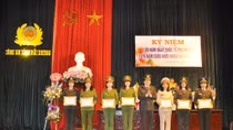 Phụ nữ Công an tỉnh Hải Dương gặp mặt kỷ niệm ngày Quốc tế phụ nữ 8-3