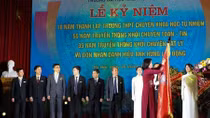 Trường THPT chuyên Khoa học Tự nhiên đón danh hiệu Anh hùng Lao động