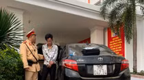 Truy bắt kẻ chạy xe quá tốc độ mang theo ma túy
