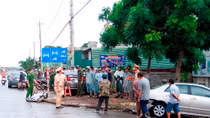 Nam sinh lớp 10 bị ô tô tông bay xa hàng chục mét