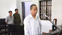Bảo vệ 58 tuổi giở trò đồi bại với 6 học sinh tiểu học