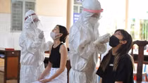 Đắk Lắk tiến hành lấy mẫu xét nghiệm người trở về từ vùng dịch