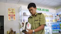 Xử phạt nhà thuốc 20 triệu đồng khi găm hàng khẩu trang không bán