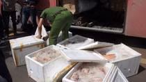 Hơn 200kg thịt thối chuẩn bị tuôn vào nhà hàng