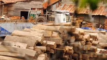 Đắk Lắk: Gỗ tang vật đã bị đánh tráo như thế nào?