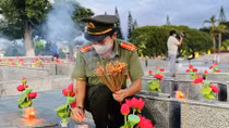 Thanh niên Công an Kon Tum tri ân thân nhân thương binh - liệt sỹ