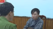 Mâu thuẫn, nam học sinh rút dao đâm chết bạn