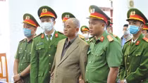 Bí thư xã giết người đốt xác để trục lợi tiền bảo hiểm nhận án tử