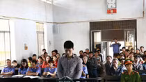 Bị chửi vì nghi ngờ ăn trộm, giết hàng xóm rồi... cướp