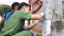  2 thanh niên tử vong bất thường bên vệ đường là do bị tai nạn giao thông