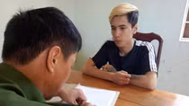 Mâu thuẫn trên bàn nhậu, vác dao đi đánh nhau bị đâm tử vong