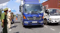 Cắm chốt 24/4 kiểm tra y tế tại cửa ngõ ra, vào Tây Đô