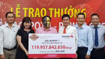 Người đàn ông ở Cà Mau trúng Vietlott gần 120 tỷ đồng 
