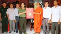 Công an hai tỉnh Sóc Trăng, Bạc Liêu chúc Tết Chôl Chnăm Thmây 