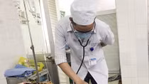 Hai bệnh viện phối hợp cứu sống mẹ, con sản phụ nguy kịch