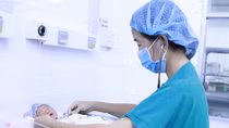 Cứu sống sản phụ mắc hội chứng Hellp sinh thường thành công