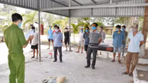 Xóa sổ trường gà giữa mùa dịch, tạm giữ gần 130 triệu đồng