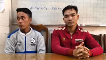 Hai đối tượng tạt xăng đốt đoàn cưỡng chế ra đầu thú 