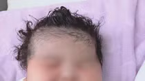 Bé gái sơ sinh ở Sóc Trăng nặng 6,1 kg 
