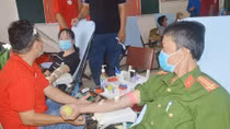 Toàn dân tham gia hiến máu tình nguyện