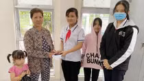 3 học sinh lớp 6 trả lại của rơi nhặt được 