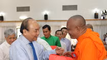 Thủ tướng mừng Tết cổ truyền Chol Chnam Thmay của đồng bào Khmer Nam Bộ